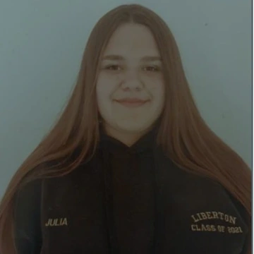 Julia Gradecka Missing: 14-Year-Old girl last seen in Bellshill
